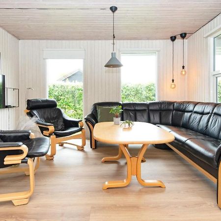 9 Person Holiday Home In Juelsminde Sonderby  Buitenkant foto