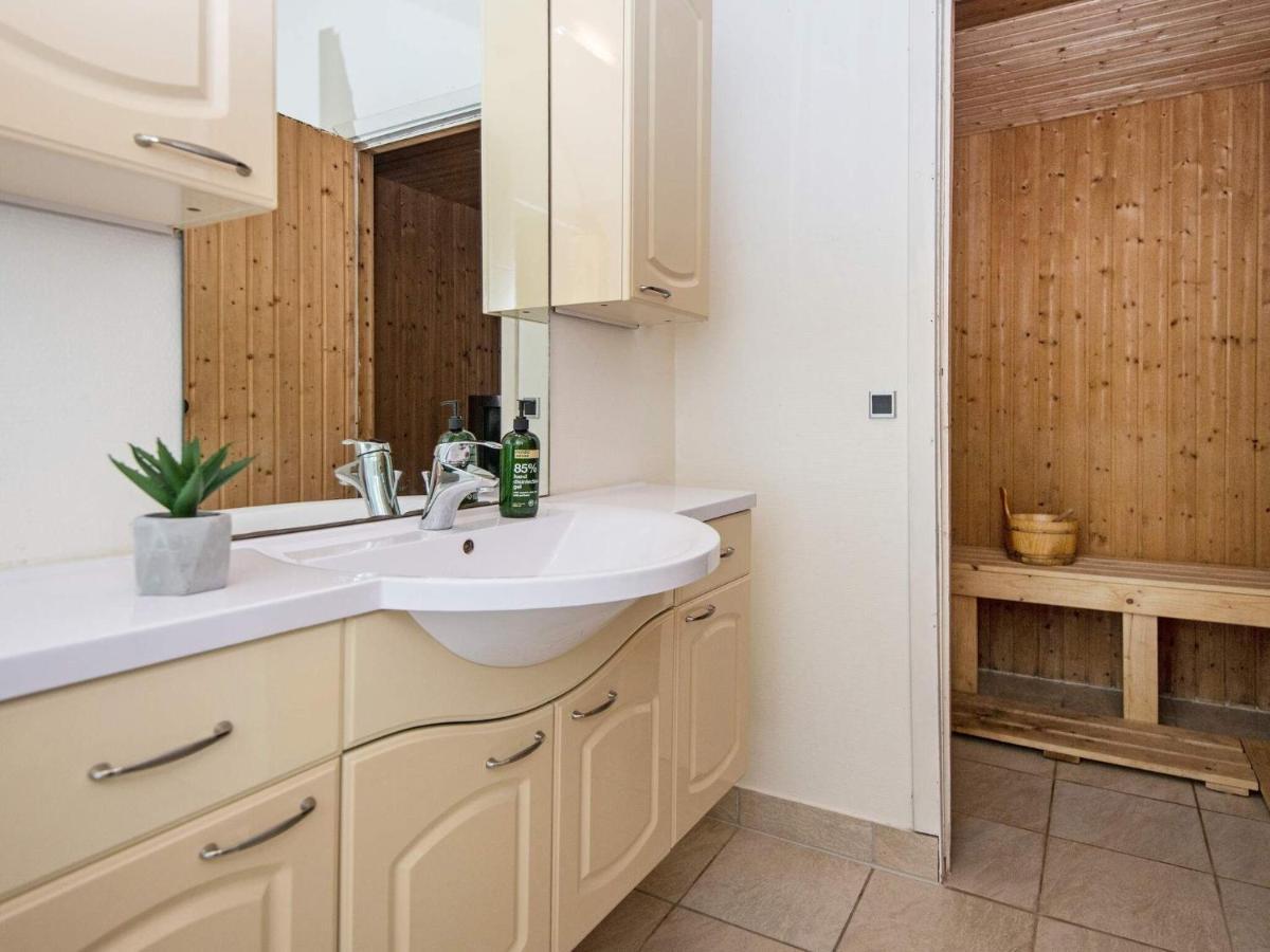 9 Person Holiday Home In Juelsminde Sonderby  Buitenkant foto