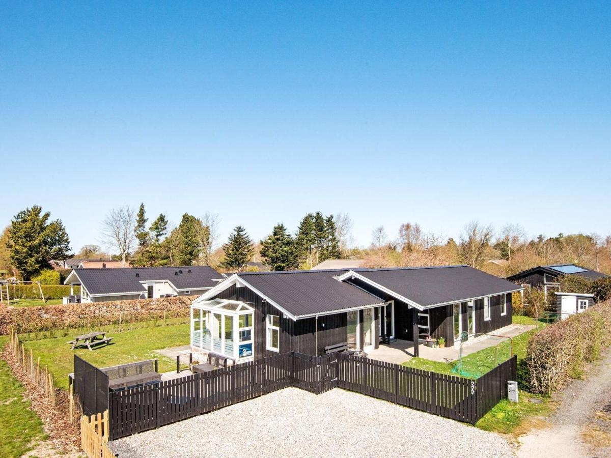 9 Person Holiday Home In Juelsminde Sonderby  Buitenkant foto