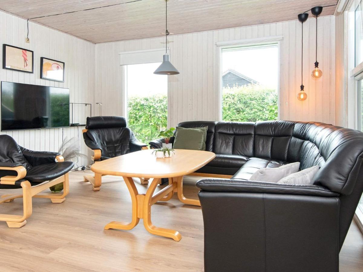 9 Person Holiday Home In Juelsminde Sonderby  Buitenkant foto